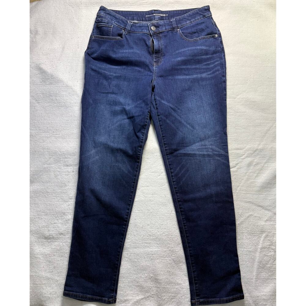 Chico's The Platinum Boyfriend Ankle Jeans (Size 2 / US 12)